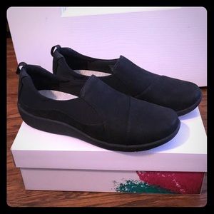 Clark’s Cloudsteppers Slip-On Comfort/Work Shoe